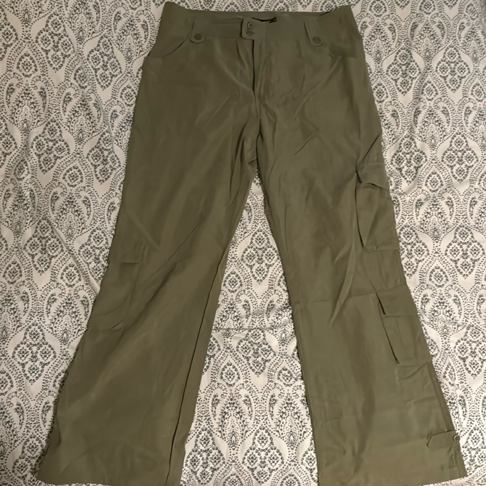 Lightweight cargo pants